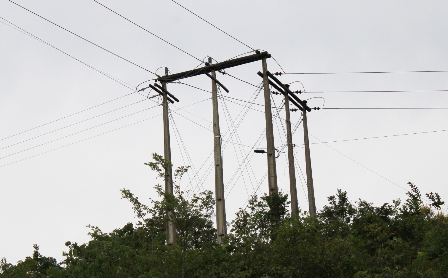 Projetos de redes de distribuição aéreas rurais